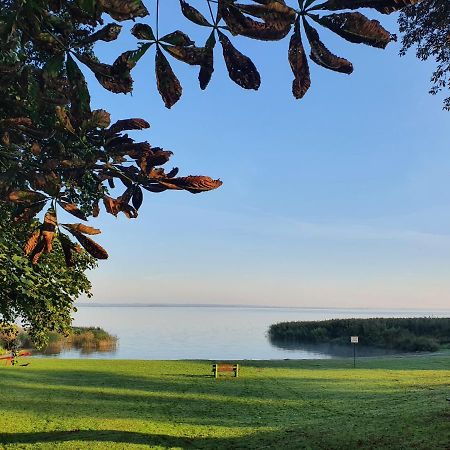 Gesindehaus Am Schloss Kummerower See Kummerow  Eksteriør billede