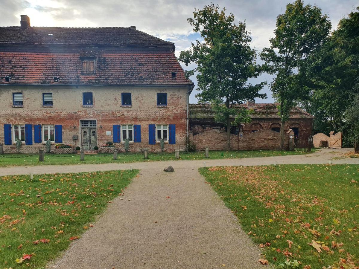 Gesindehaus Am Schloss Kummerower See Kummerow  Eksteriør billede