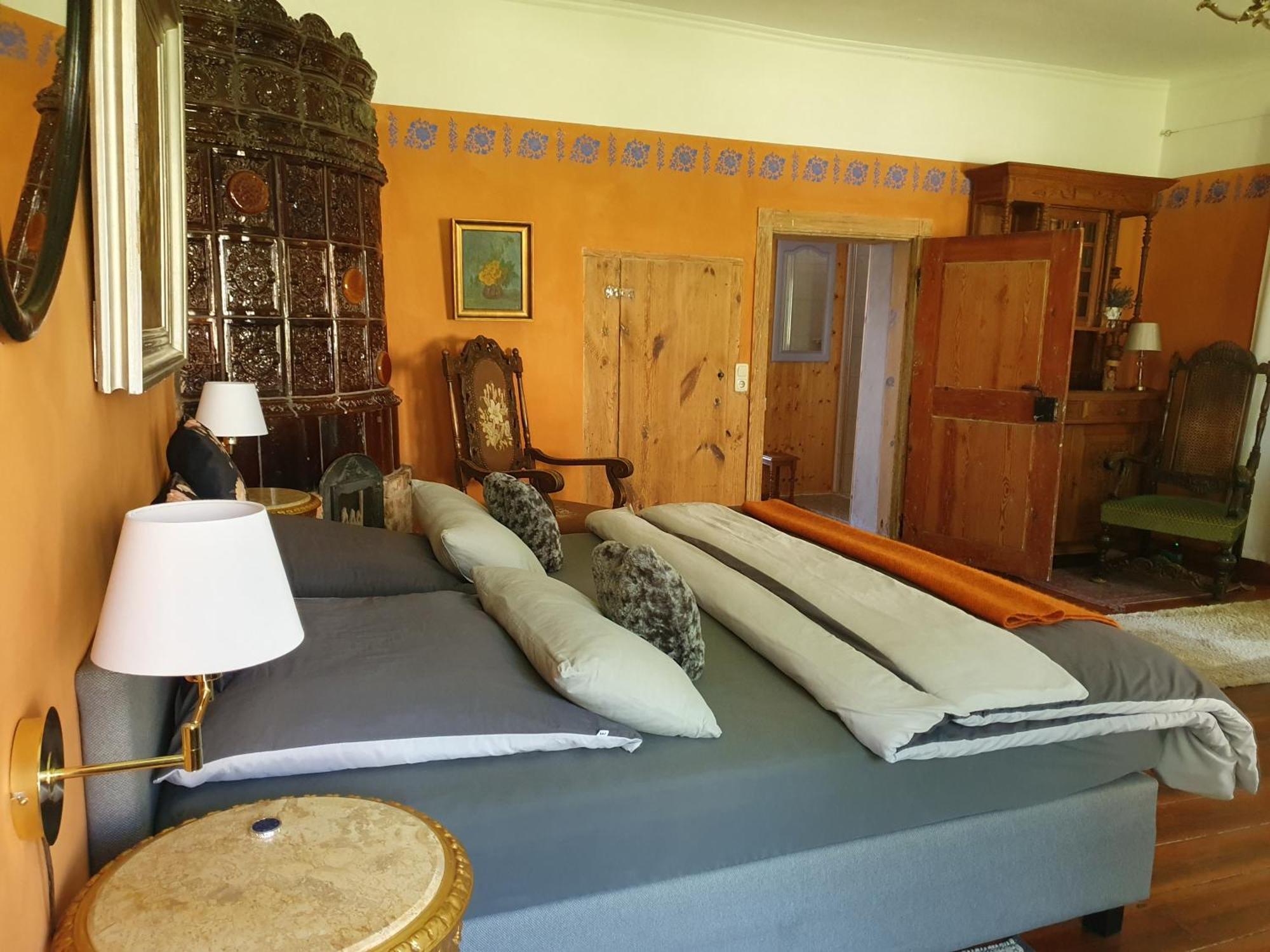 Gesindehaus Am Schloss Kummerower See Kummerow  Eksteriør billede